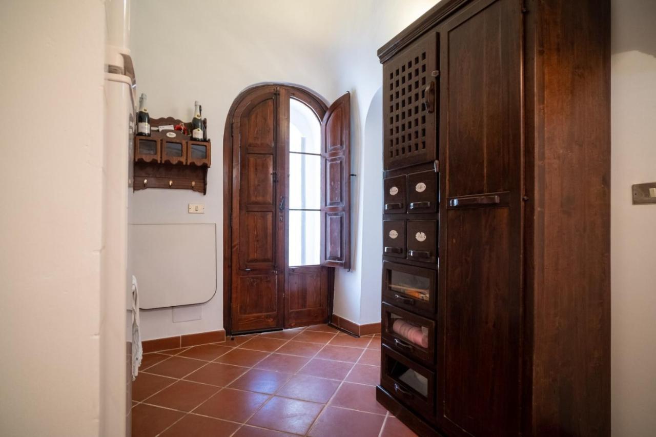 Trulli Brunone Apartment กัสเตลลานา กรอตเต ภายนอก รูปภาพ